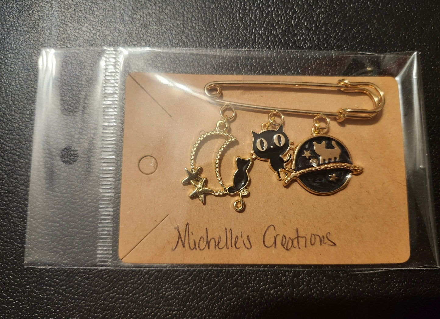 Cutie Creation Kitty Cats Brooch Collection