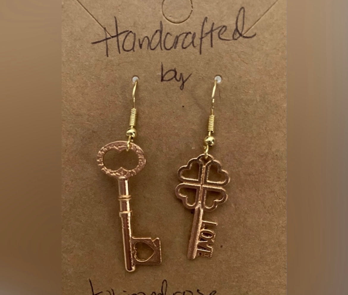 Handcrafted Fashion Mix Match Key Heart Drop Earrings
Rose Gold