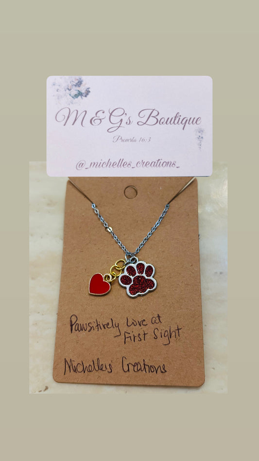 Necklace  🐾 Pawsitively Love At First Sight 🐾 
Charm Chain