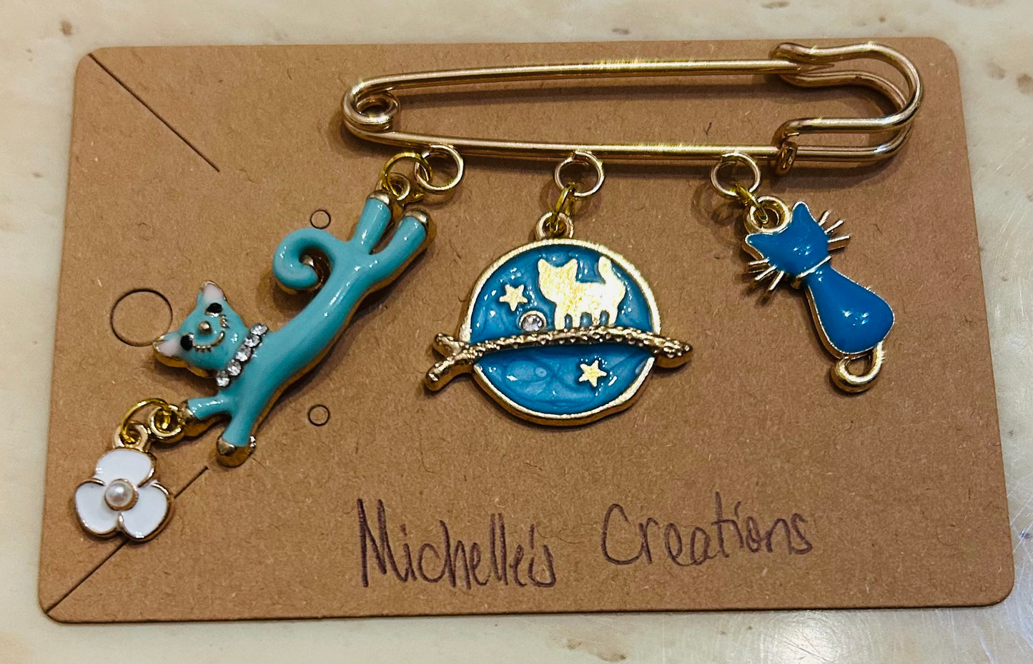 Cutie Creation Kitty Cats Brooch Collection